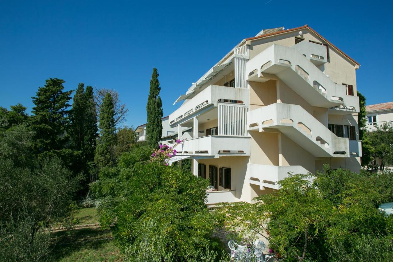 Apartments With A Parking Space Novalja, Pag - 6552 Экстерьер фото