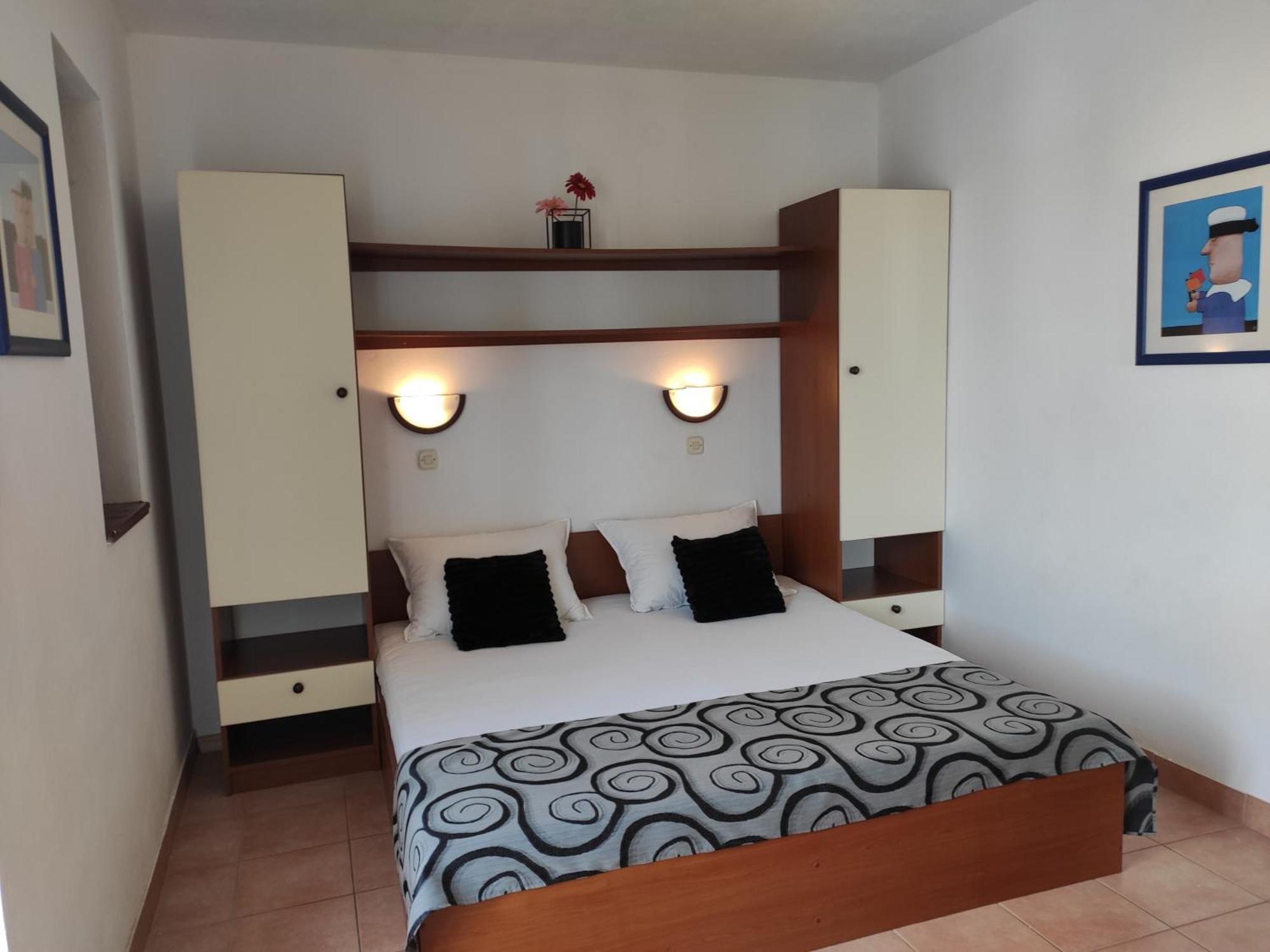 Apartments With A Parking Space Novalja, Pag - 6552 Номер фото